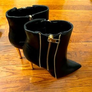 Black Nicole Miller NY Boots